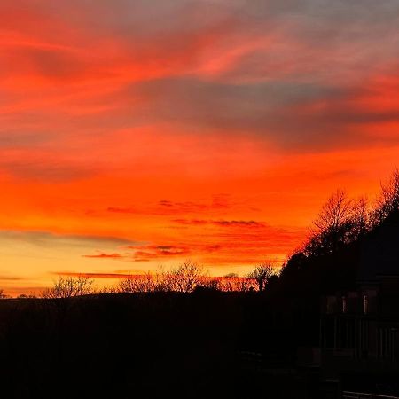 The Mermaids Watch Pendine Dog Friendly Apartment Luaran gambar